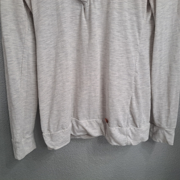 Yisdia Women's Cowl Neck Light Weight Pullover Size M - Picture 3 of 11